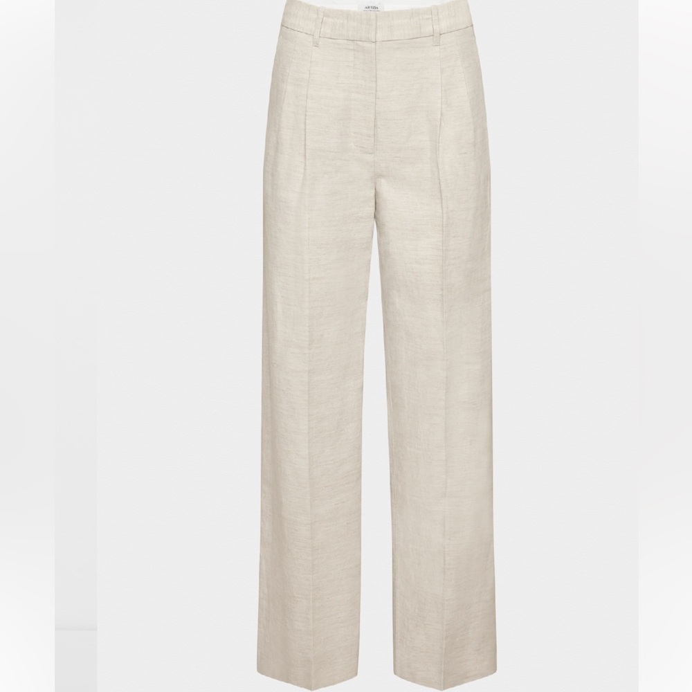Aritzia Effortless Cruiselinen pant in color Ecru